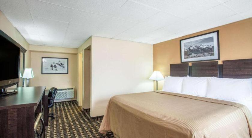 Travelodge By Wyndham South Burlington Exterior foto