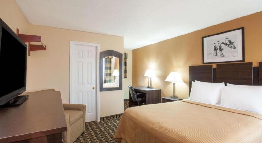 Travelodge By Wyndham South Burlington Exterior foto